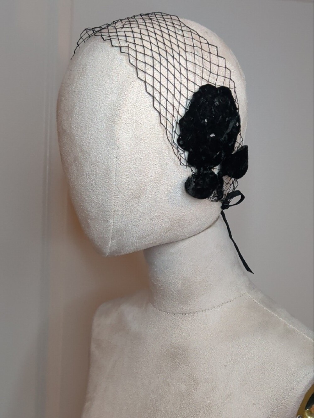 Vintage 40s Black Birdcage Net Headband w/ Velvet  Roses Formal Elegant MCM
